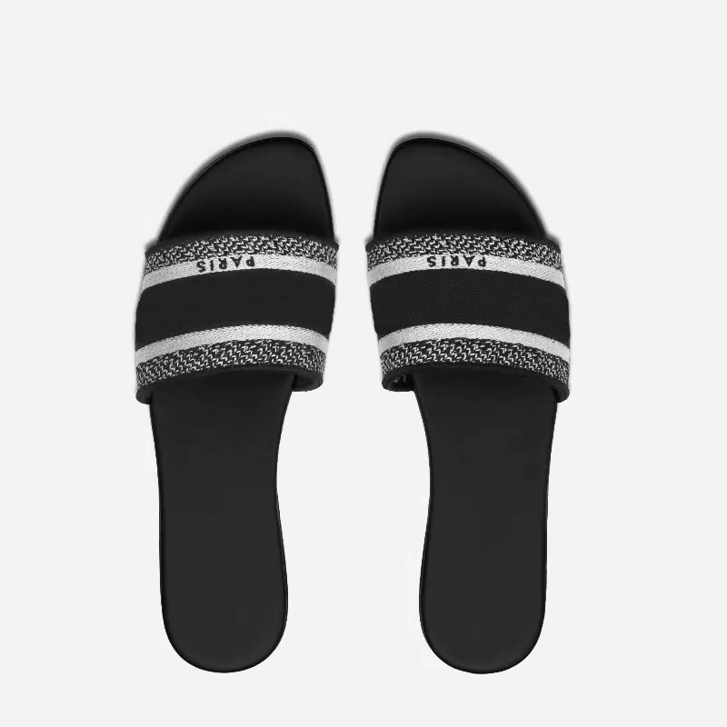 Slippers Women 2022 Summer New Style Outer Wear Holiday Fashion Embroidered Letters Flat-Bottomed Beach Women's Sandals, Box
Slippers Women 2022 Summer New Style Outer Wear Holiday Fashion Embroidered Letters Flat-Bottomed Beach Women's Sandals, Box