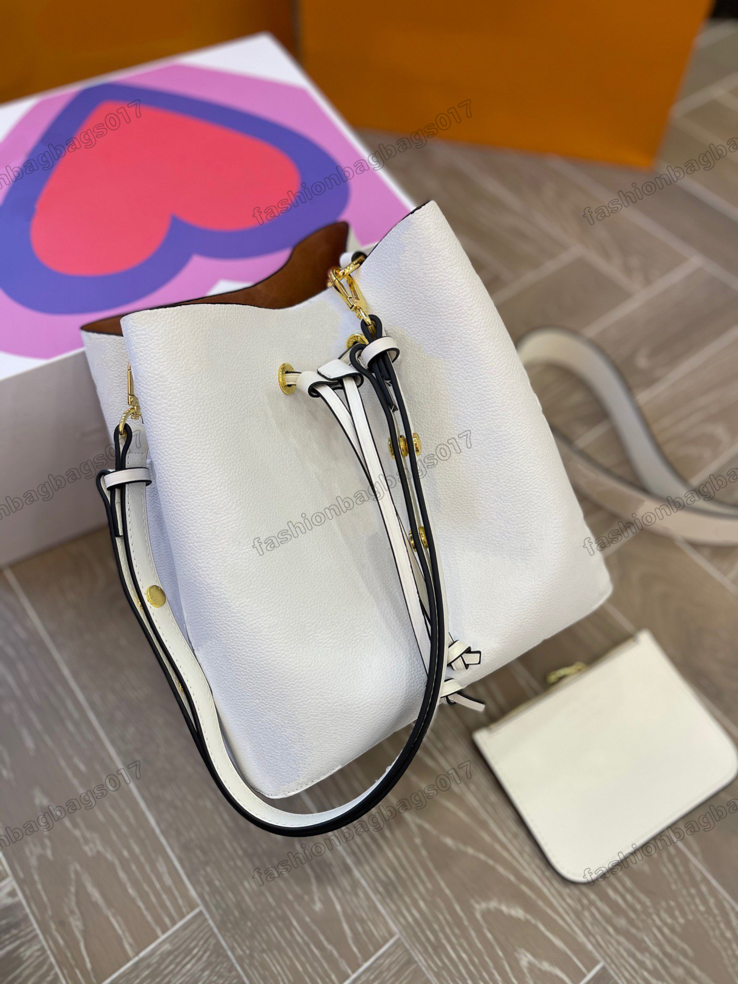 Neonoe MM New Bucket Bag Black White Long Shoulder Strap Cross Body Neo Noe Hobo Luxurys Designers Bags
Neonoe MM New Bucket Bag Black White Long Shoulder Strap Cross Body Neo Noe Hobo Luxurys Designers Bags