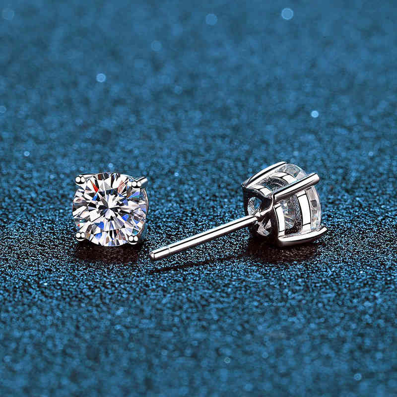Classic 925 Sterling Sier 03-2CtColor Round Moissanite for Women Fine Jewelry Simple Platinum Stud Earrings Gift