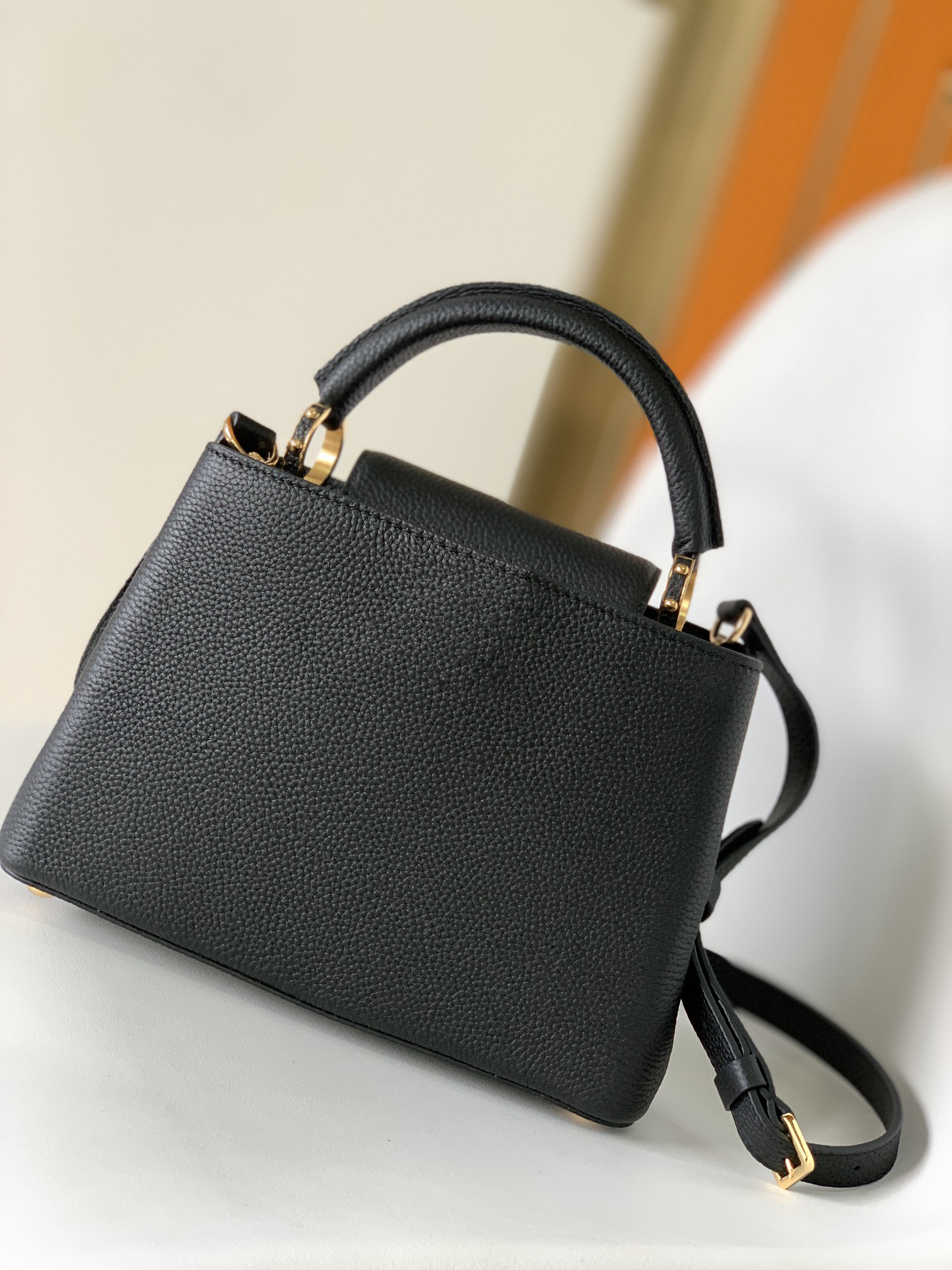 Luxury designer totes High quality leather CapucinesBB bags fashion classic handbags for women purse with pouch wallet woman shopping shoulder bag, Red
Luxury designer totes High quality leather CapucinesBB bags fashion classic handbags for women purse with pouch wallet woman shopping shoulder bag, Red