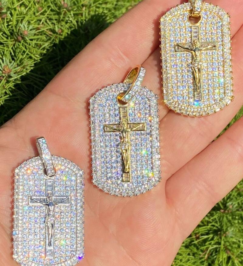 Chains HipHop Cross Jesus Charm Pendant Necklace Iced Out Bling 5A Cubic Zirconia Rock Punk Cool Men Boy Fashion Rope Chain JewelryChains
Chains HipHop Cross Jesus Charm Pendant Necklace Iced Out Bling 5A Cubic Zirconia Rock Punk Cool Men Boy Fashion Rope Chain JewelryChains