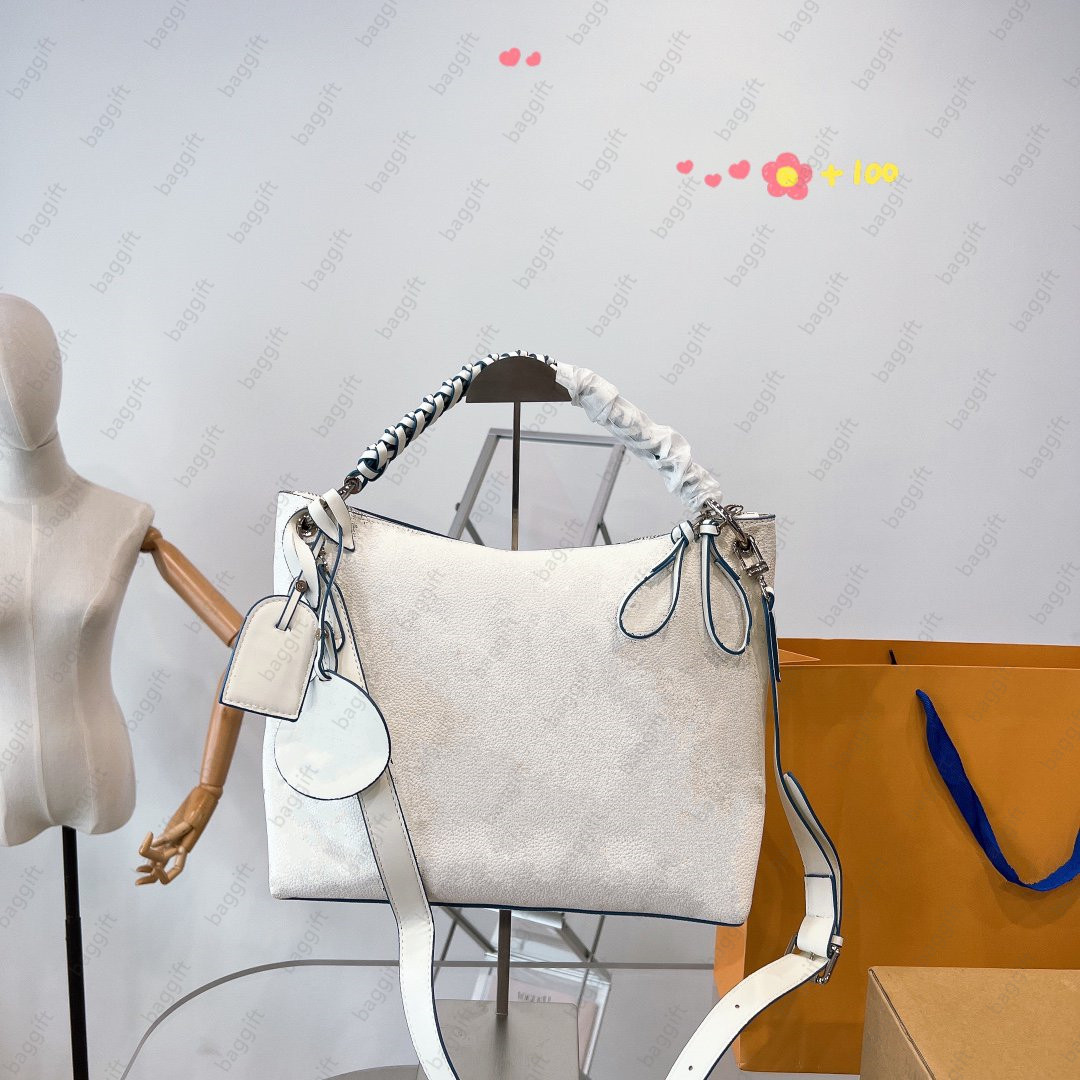 1932 Neo Noe Bucket bags Marshmallow hobo Perforated Hollowed leather Tag PM Totes Vintage Designers Crossbody Shoulder Pocket Monograms punching Handbag Duffle, White
1932 Neo Noe Bucket bags Marshmallow hobo Perforated Hollowed leather Tag PM Totes Vintage Designers Crossbody Shoulder Pocket Monograms punching Handbag Duffle, White