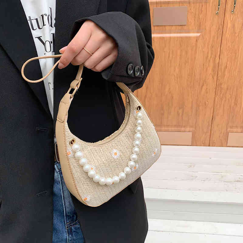 2022 Spring Luxury Designer Handbag Tote Beach Bag Daisy Pearl Chain Shoulder Bag Female Straw Woven Purse For Ladies Girl Totes Y220527, Beige
2022 Spring Luxury Designer Handbag Tote Beach Bag Daisy Pearl Chain Shoulder Bag Female Straw Woven Purse For Ladies Girl Totes Y220527, Beige