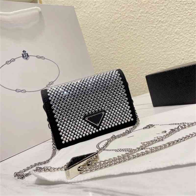 Purse Triangular chain inlaid water drill full drill small square bag letter envelope single shoulder diagonal cross Bag Mini cute change bag, Black
Purse Triangular chain inlaid water drill full drill small square bag letter envelope single shoulder diagonal cross Bag Mini cute change bag, Black