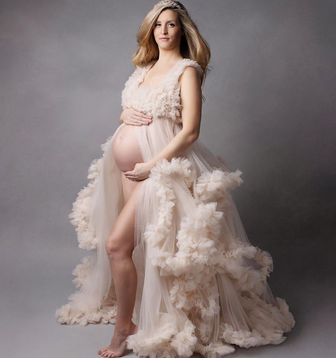 Luxury Ruffles Maternity Wraps Gowns for Photo Shoot Tiered Skirts Women Maternity Dresses Front Slit Wrap Cape Bathrobe Sleepwear, Grape
Luxury Ruffles Maternity Wraps Gowns for Photo Shoot Tiered Skirts Women Maternity Dresses Front Slit Wrap Cape Bathrobe Sleepwear, Grape