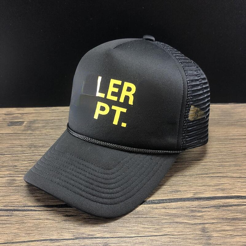Ball Caps GP Graffiti Hat Casual Lettering Curved Brim Baseball Cap for Men and Women Casual Letters Printing with Logo