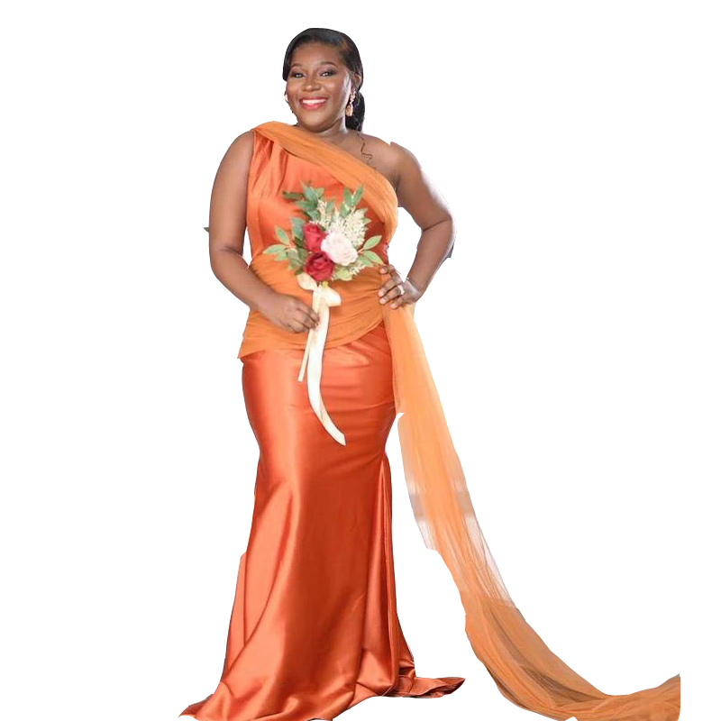 2022 Newest One Shoulder Orange Bridesmaid Dresses Mermaid Overskirt Maid of Honor Gown Tulle Train Floor Length Wedding Invitada Robes