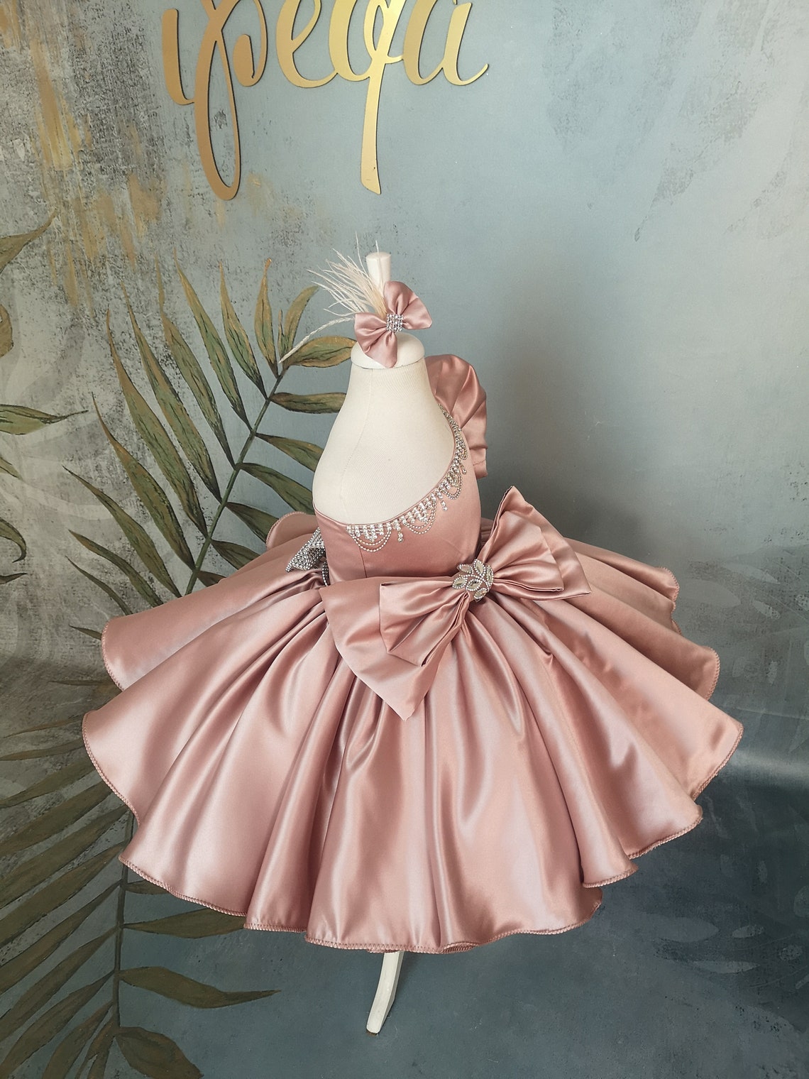 Rose Gold Satin Flower Girl Dresses Knee Length One Shoulder Little Girl Wedding Dress Communion Pageant Birthday Gowns
