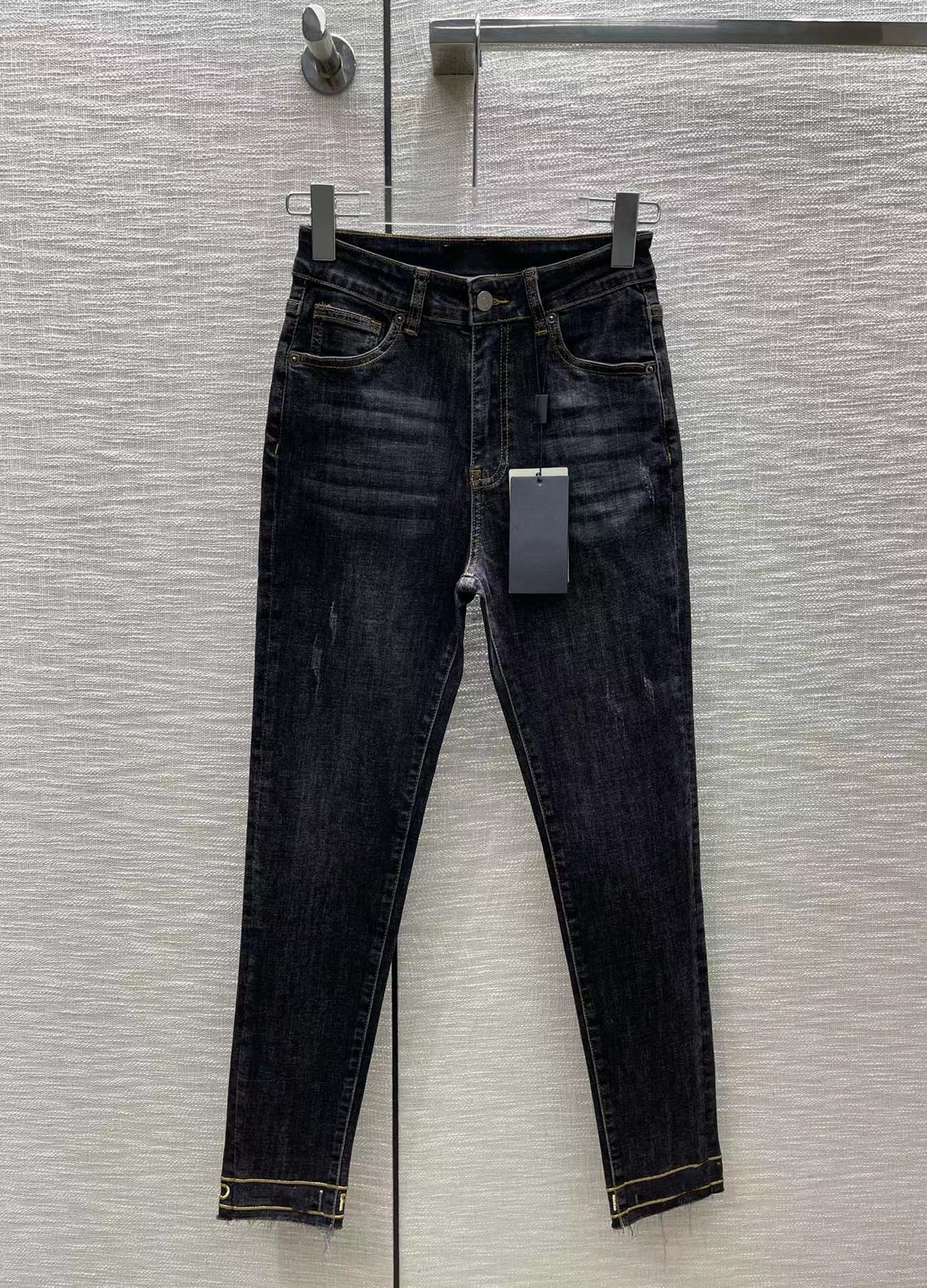 Milan Runway Jeans 2022 New Autumn Winter Fashion Designer Pencil Pants Brand Same Style Luxury Women' Jeans 0825-2, Picture color
Milan Runway Jeans 2022 New Autumn Winter Fashion Designer Pencil Pants Brand Same Style Luxury Women' Jeans 0825-2, Picture color