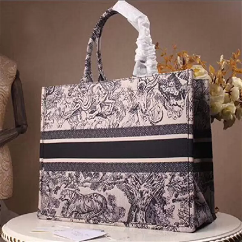 new Lady Bag Designer Wallets Handbags Leather mini bags handbag Luxury Women wallet Tote Luxury G5, #3
new Lady Bag Designer Wallets Handbags Leather mini bags handbag Luxury Women wallet Tote Luxury G5, #3