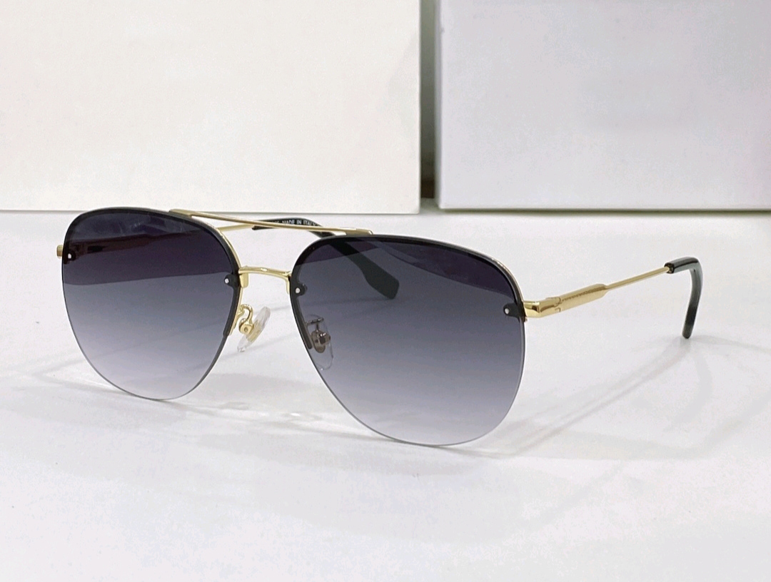 Vintage Half Frame Sunglasses Pilot Gold Grey Gradient Summer Men Sonnenbrille Holiday Shades Vacation Sun Glasses with box
Vintage Half Frame Sunglasses Pilot Gold Grey Gradient Summer Men Sonnenbrille Holiday Shades Vacation Sun Glasses with box