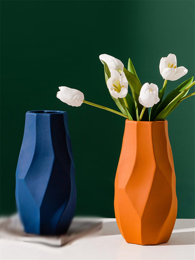 Vases European Style Creative Vase Home Living Room Dining Table Ceramic Decor Accessories Women Men Christmas Gift 1pcs
Vases European Style Creative Vase Home Living Room Dining Table Ceramic Decor Accessories Women Men Christmas Gift 1pcs