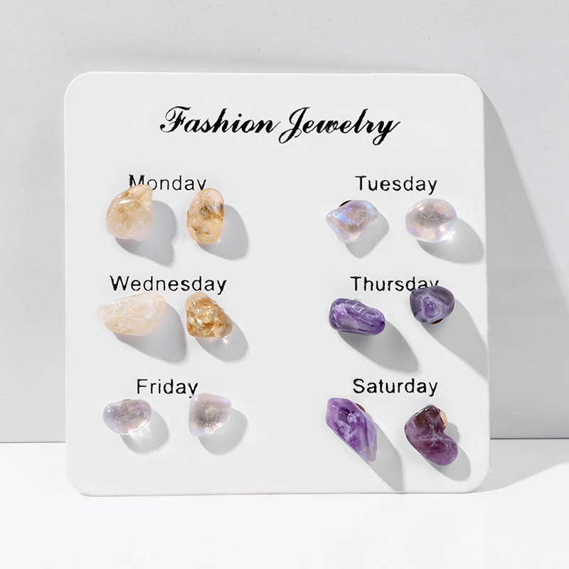 Women's Earrings Irregular Mini Natural Chip Stone Stud Earrings For Women Girl Week Theme Wedding Fashion Jewelry