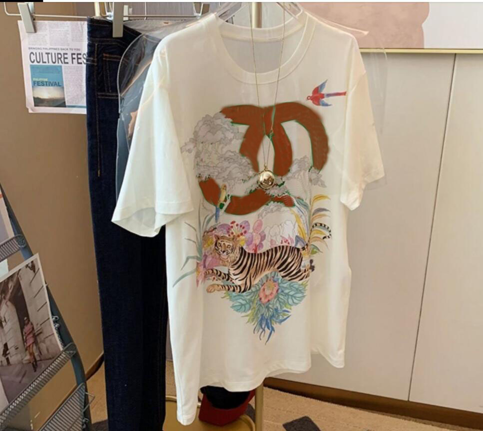 2022new Mens Designers T Shirt For Man Womens tshirt With Letters Print Short Sleeves Summer Shirts Men Loose Tees Balancee Asian size S-4XL, Customize
2022new Mens Designers T Shirt For Man Womens tshirt With Letters Print Short Sleeves Summer Shirts Men Loose Tees Balancee Asian size S-4XL, Customize