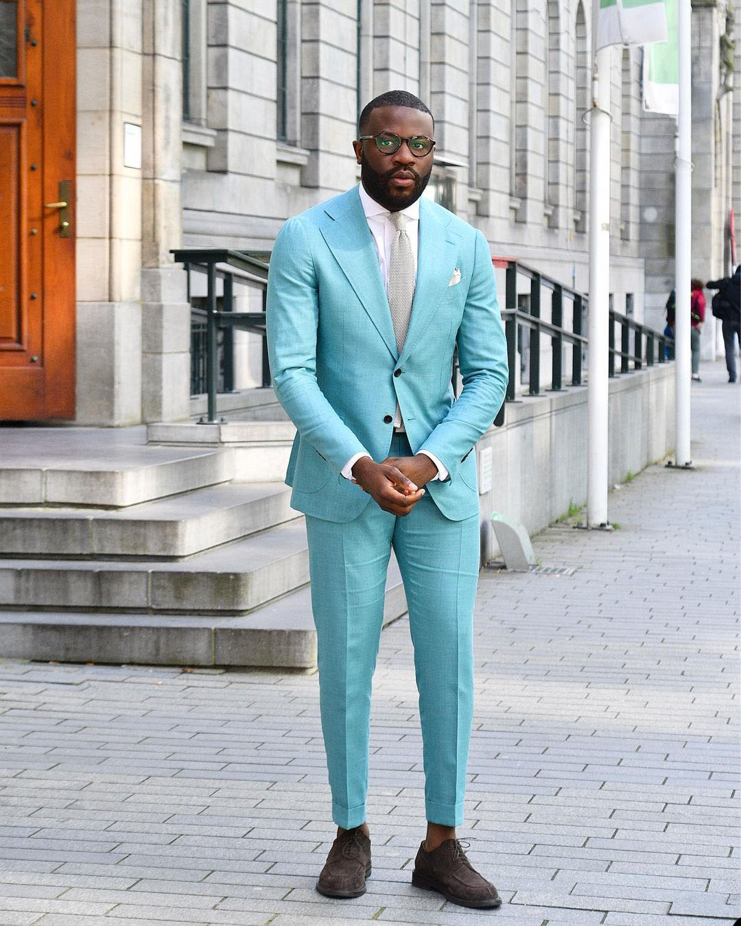 Lake Blue Men Wedding Tuxedos Classic Fit Pants Suits Handsome Groom Prom Party Formal Outfit Jacket and Pants