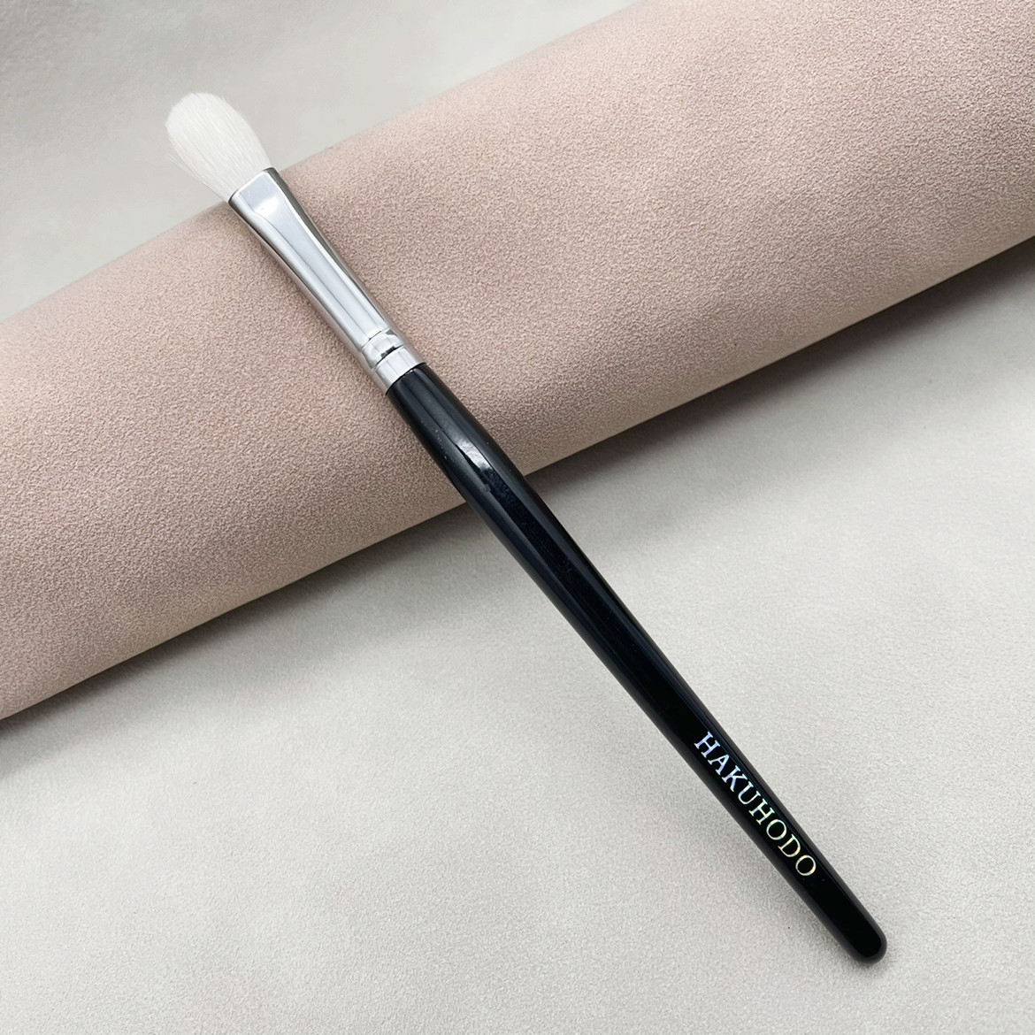 J5523/G5523 Natural Brisltes Eyeshadow Makeup Brush - Extra-soft Squirrel Goat Hair Eye Blending Beauty Cosmetics Tools z2505270U2I