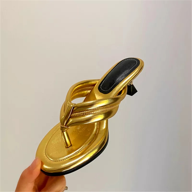 New Thong Design Ladies High Heel Slippers Round Toe Stiletto Strange Fashion Summer Party Slippers, Gold
New Thong Design Ladies High Heel Slippers Round Toe Stiletto Strange Fashion Summer Party Slippers, Gold