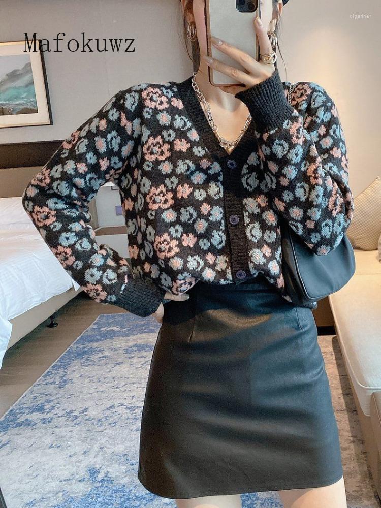Women' Knits & Tees Lady Gentle Tops V-neck Button-up Cardigan Shirt Small Floral Knitted Sweater Women' Long-sleeved Top Y2K Cropped, Black
Women' Knits & Tees Lady Gentle Tops V-neck Button-up Cardigan Shirt Small Floral Knitted Sweater Women' Long-sleeved Top Y2K Cropped, Black