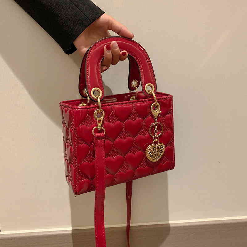 luxury accessories female new fashion trend single diagonal cross portable embroidered wire small square bag, White
luxury accessories female new fashion trend single diagonal cross portable embroidered wire small square bag, White