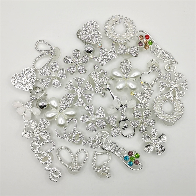 10pcs Random Designer Chain for Croc Charms Shoe Accessories Decoration Shoes Pendant Buckle rhinestones 220720gx
10pcs Random Designer Chain for Croc Charms Shoe Accessories Decoration Shoes Pendant Buckle rhinestones 220720gx