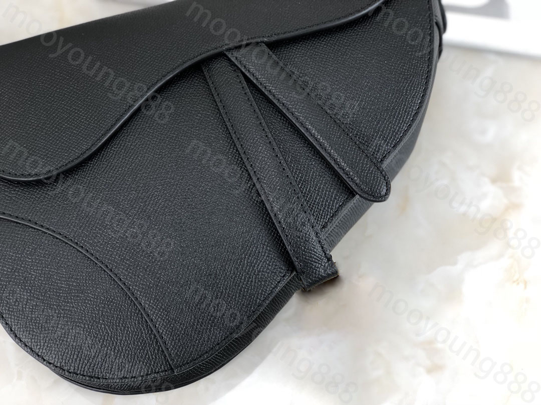 10A Top Tier Quality Luxury Designers Saddle Handbag Womens Gold Bag Small Real Leather Cowhide Quilted Flap Purse Crossbody Shoulder Black Bag Clutch With Box, Green real leather
10A Top Tier Quality Luxury Designers Saddle Handbag Womens Gold Bag Small Real Leather Cowhide Quilted Flap Purse Crossbody Shoulder Black Bag Clutch With Box, Green real leather