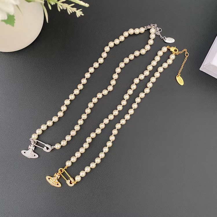 Classic Saturn necklace for women diamond pendant pearl chain choker necklaces 18k gold silver plated designer fashion jewelry girls brithday Anniversary gifts
Classic Saturn necklace for women diamond pendant pearl chain choker necklaces 18k gold silver plated designer fashion jewelry girls brithday Anniversary gifts