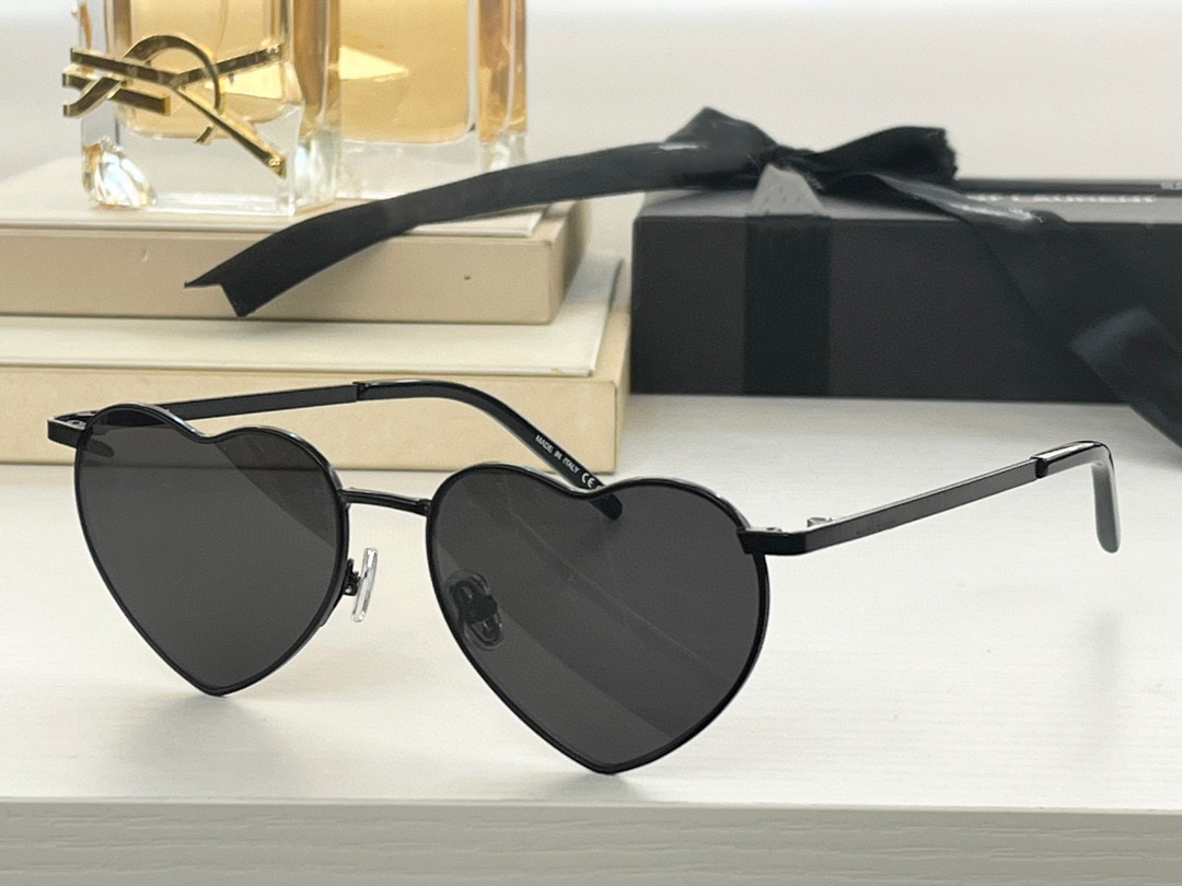 Sunglasses For Men Women Summer 301 Style Anti-Ultraviolet Retro Plate Heart-Shaped Frame Random Box