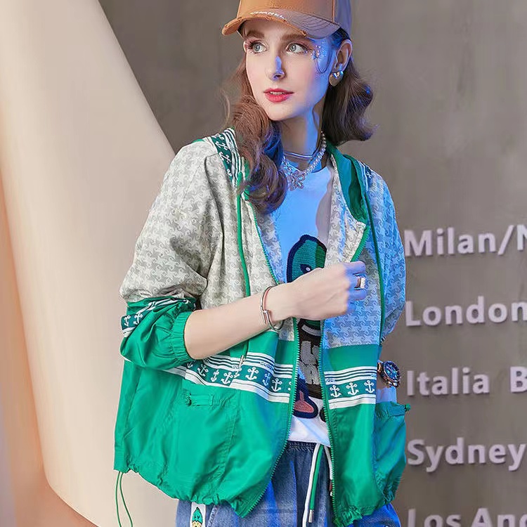 WT-024 Women's Jackets brand designer Hooded drawstring coat for women 2022 Spring/summer new design sense niche color patchwork loose top, Green
WT-024 Women's Jackets brand designer Hooded drawstring coat for women 2022 Spring/summer new design sense niche color patchwork loose top, Green