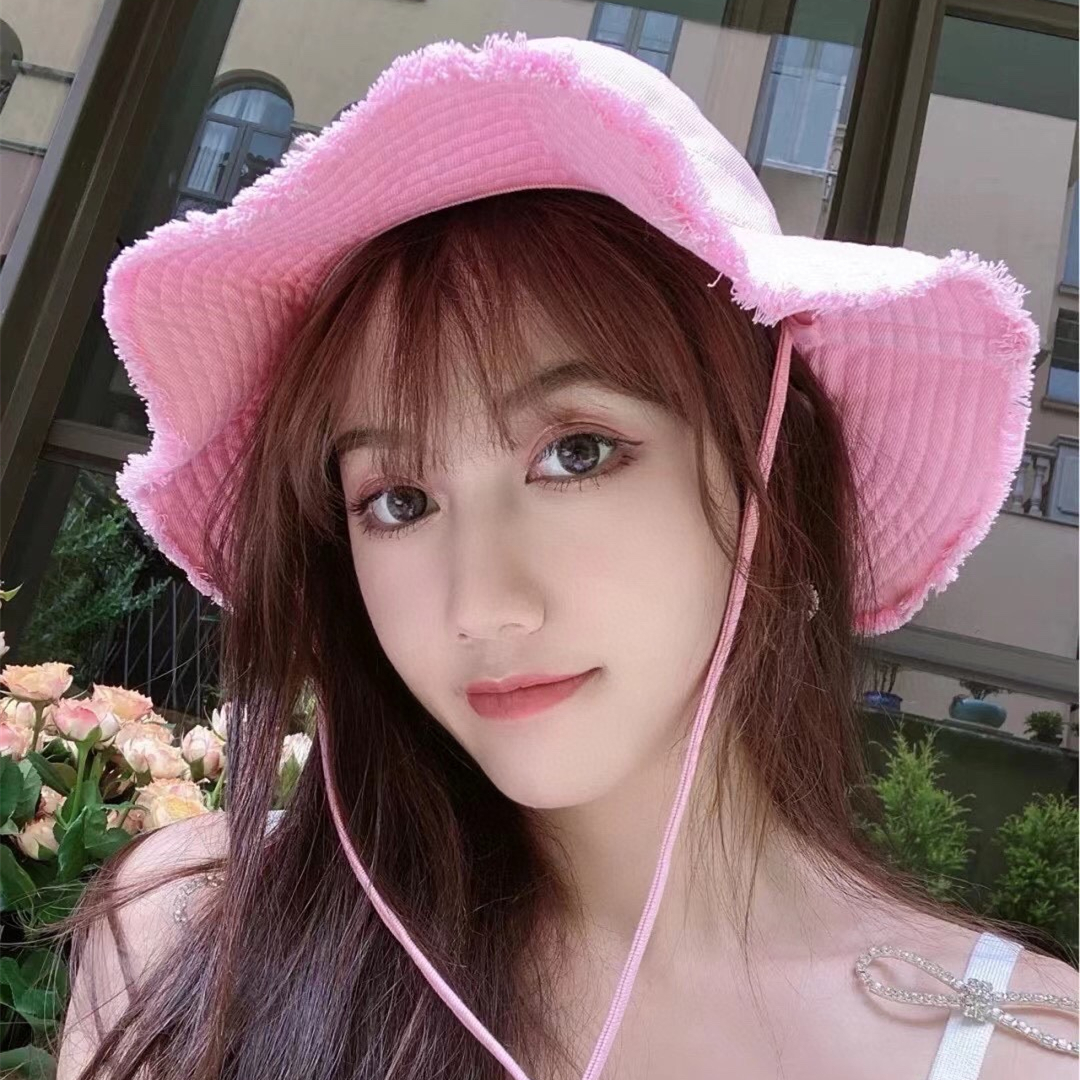 Wide Brim Hats Summer Woman Le Bob Artichaut Bucket Hat Sun Cap drawstring design Adjustable size Head circumference Standard 57cm size 10 Colors Quality, More style
Wide Brim Hats Summer Woman Le Bob Artichaut Bucket Hat Sun Cap drawstring design Adjustable size Head circumference Standard 57cm size 10 Colors Quality, More style