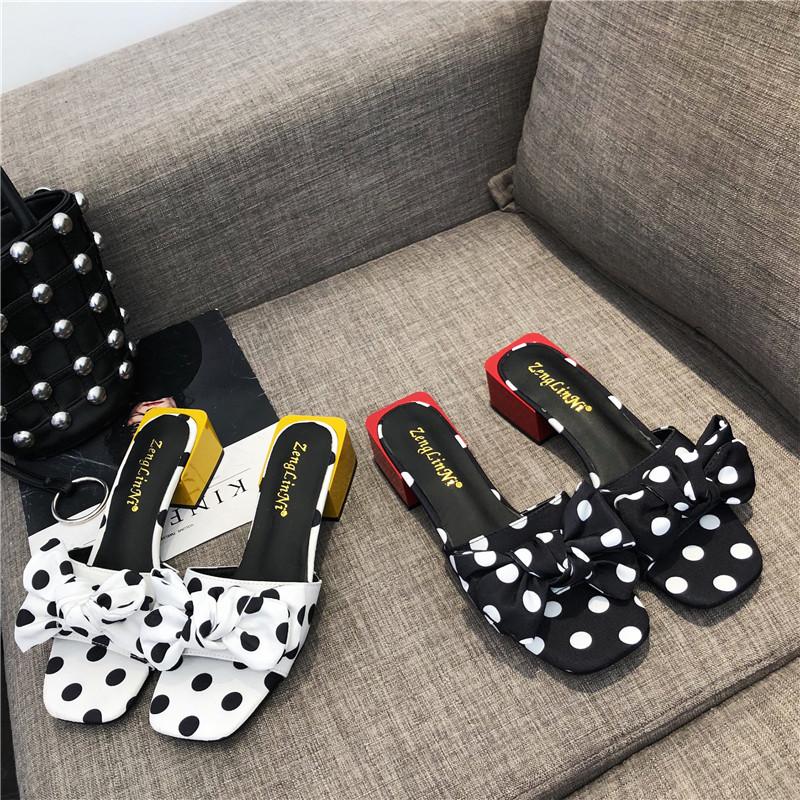 Slippers Women Polka Dot Thick Heels Bow Knot Open Toe Shallow Slides Fashion Sandalias Mujer Black White
Slippers Women Polka Dot Thick Heels Bow Knot Open Toe Shallow Slides Fashion Sandalias Mujer Black White