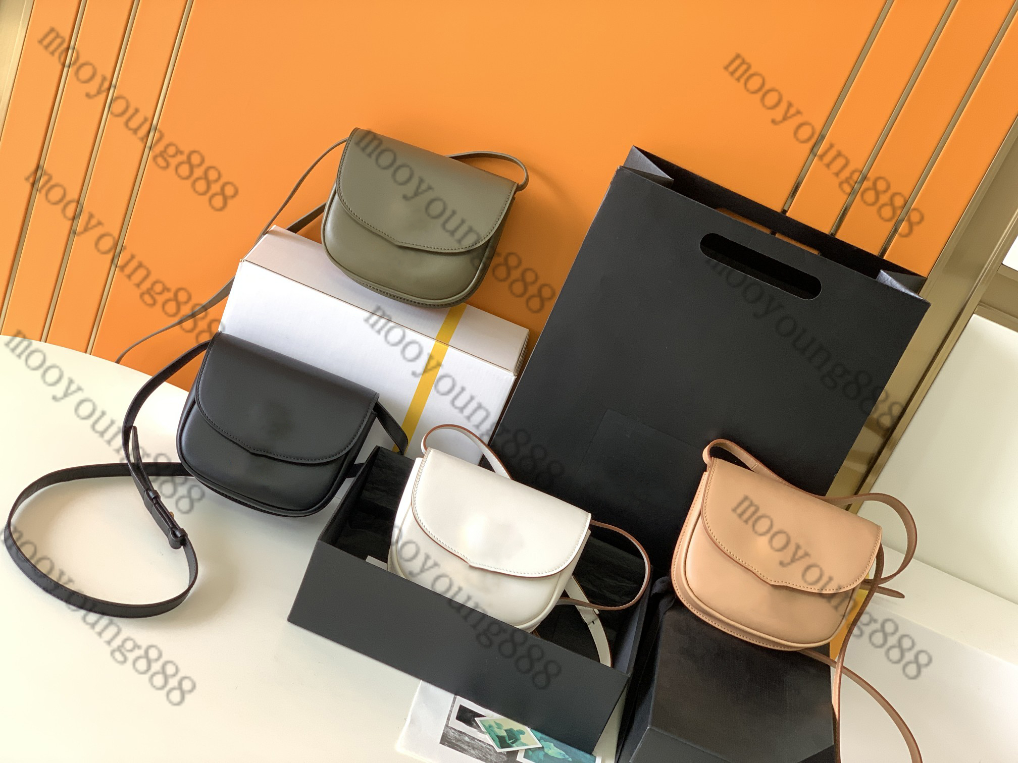 Top Tier Quality Luxuries Designer Kaia Bags Calfskin Flap Hangbag Women Real Leather Small Black Purse Crossbody Black Shoulder Gold Hardware Bag Clutch With Box, Upload pics to contact us
Top Tier Quality Luxuries Designer Kaia Bags Calfskin Flap Hangbag Women Real Leather Small Black Purse Crossbody Black Shoulder Gold Hardware Bag Clutch With Box, Upload pics to contact us