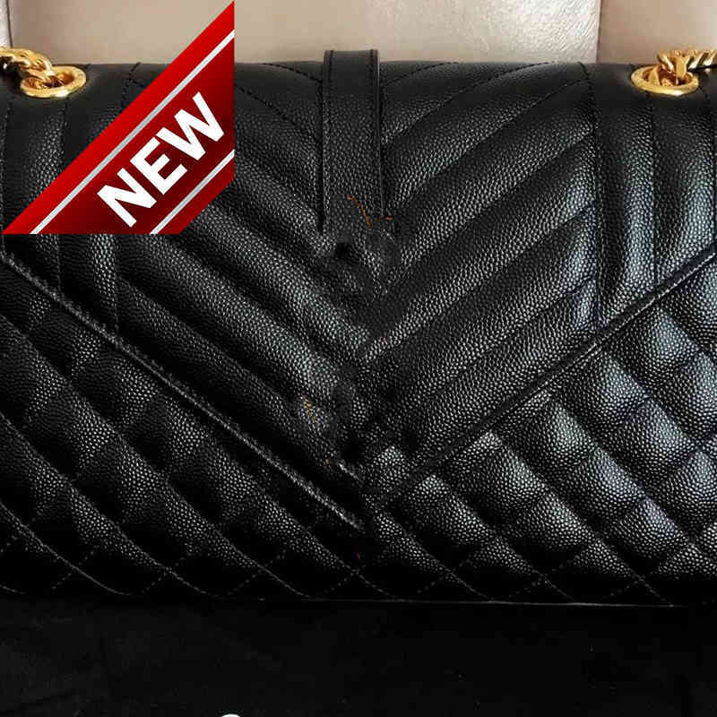 Designer bags 2022 New Leather Portable Women's One Shoulder Large Capacity Rhombic Chain Envelope Diagonal Caviar Postman Tote Bag Factory Low price, Lingge envelope bag
Designer bags 2022 New Leather Portable Women's One Shoulder Large Capacity Rhombic Chain Envelope Diagonal Caviar Postman Tote Bag Factory Low price, Lingge envelope bag