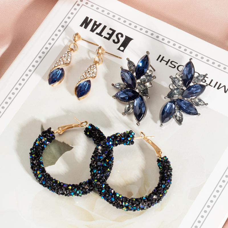 Dangle & Chandelier 2022 Vintage Korean Crystal Hoop Drop Earrings Statement Geometric Zircon For Women Fashion Wedding Jewelry
Dangle & Chandelier 2022 Vintage Korean Crystal Hoop Drop Earrings Statement Geometric Zircon For Women Fashion Wedding Jewelry