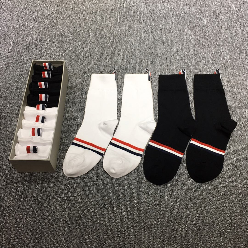 TB Mens Socks Ins 4 Pairs Luxury Brand Stripes Middle Tube Designer Socks Casual Street Fashion Harajuku Wholesale Calcetines, White
TB Mens Socks Ins 4 Pairs Luxury Brand Stripes Middle Tube Designer Socks Casual Street Fashion Harajuku Wholesale Calcetines, White