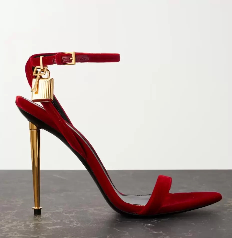 Summer Prefect Padlock Sandals Shoes Women Gold Chain Lin Pointy Naked Lady High-heeled Party Wedding Gladiator Sandalias Nice Lady Pumps
Summer Prefect Padlock Sandals Shoes Women Gold Chain Lin Pointy Naked Lady High-heeled Party Wedding Gladiator Sandalias Nice Lady Pumps
