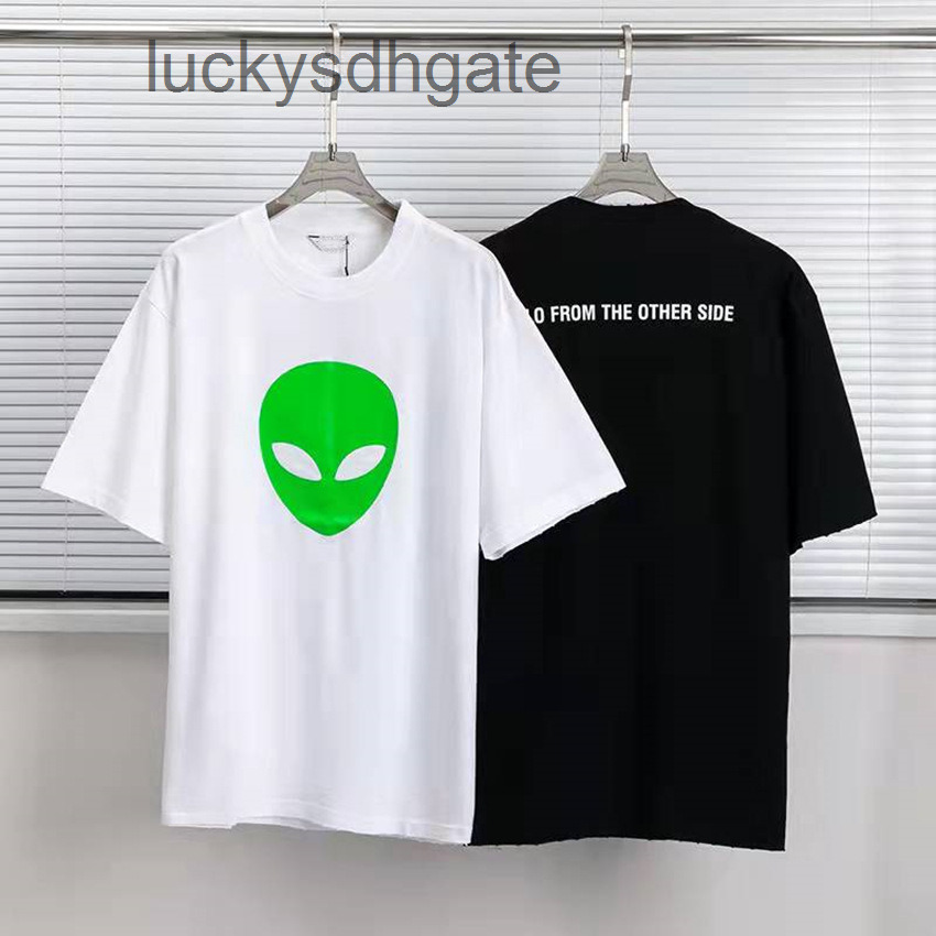 Designer Bal T shirt and shirts Family B new men's women's loose print alien fluorescent green mask Paris 2022 couple short sleeve T-shirt, White
Designer Bal T shirt and shirts Family B new men's women's loose print alien fluorescent green mask Paris 2022 couple short sleeve T-shirt, White