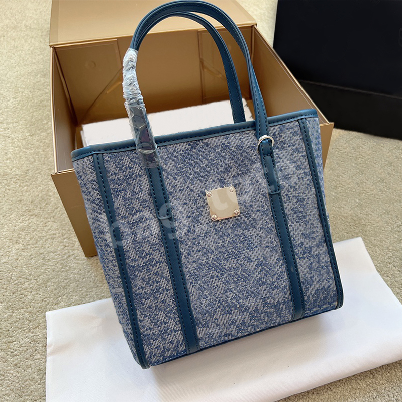 Fashion Lady Vintage Jacquard Tote Temperament Shoulder Bags Modern Classic Handbag Casual Cross Body Luxury Wallet 3 Colors, Red
Fashion Lady Vintage Jacquard Tote Temperament Shoulder Bags Modern Classic Handbag Casual Cross Body Luxury Wallet 3 Colors, Red