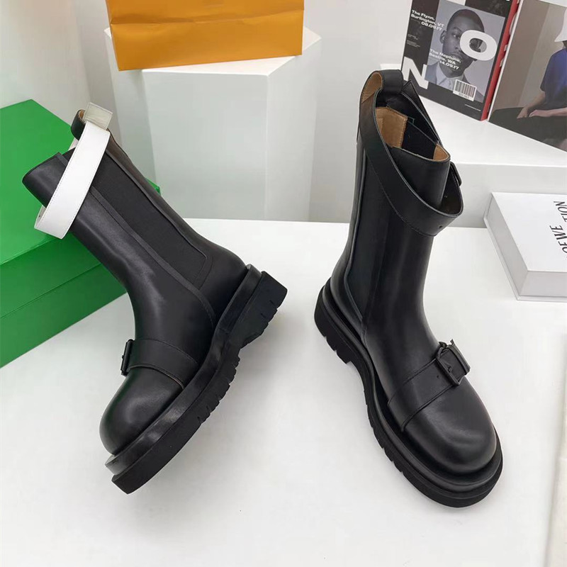 Top Luxury New Genuine Leather Stree Chelsea Ankle Boots Women Brand Square High Heels Thick Bottom Autumn Winter, Black
Top Luxury New Genuine Leather Stree Chelsea Ankle Boots Women Brand Square High Heels Thick Bottom Autumn Winter, Black