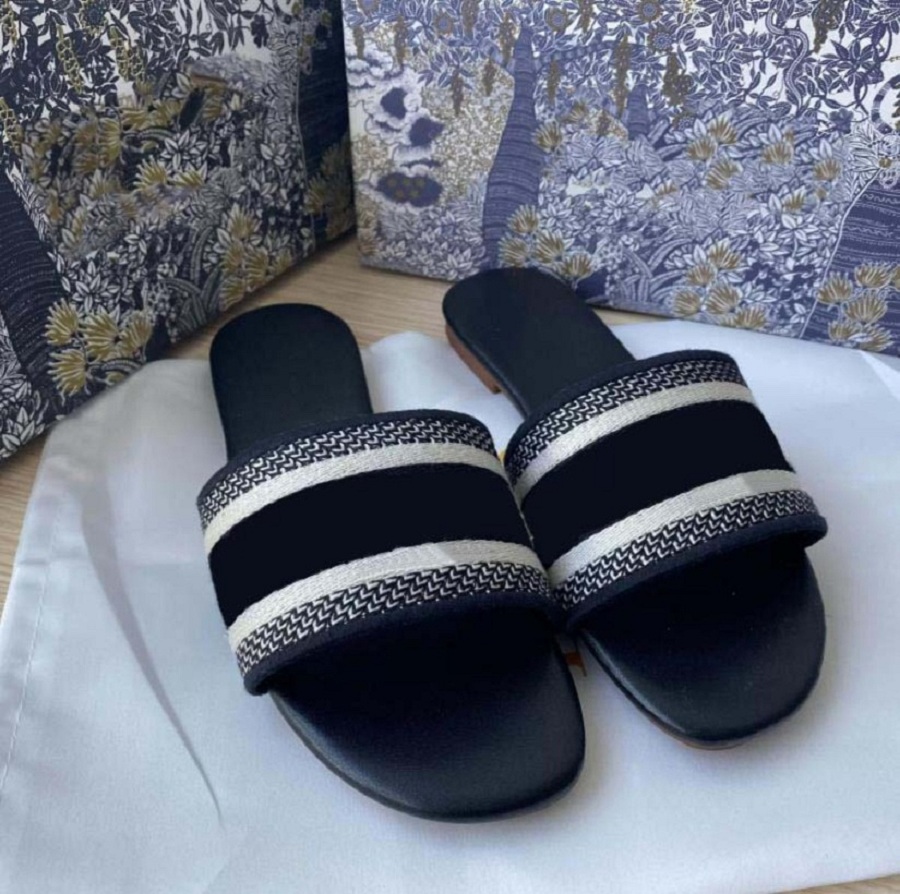 Designer slipper Women Slippers Luxury Sandals Brand Sandals Real Leather Flip Flop Flats Slide Casual Shoes Sneakers Boots by brand002, #box
Designer slipper Women Slippers Luxury Sandals Brand Sandals Real Leather Flip Flop Flats Slide Casual Shoes Sneakers Boots by brand002, #box