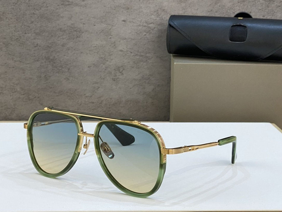 Womens Mens Sunglasses Designer Mach Twelve Racing Styles Vintage Metal Sunglass Fashion Driving Sun Glasses UV Protection Lenses with Leather Case Retail Package
Womens Mens Sunglasses Designer Mach Twelve Racing Styles Vintage Metal Sunglass Fashion Driving Sun Glasses UV Protection Lenses with Leather Case Retail Package