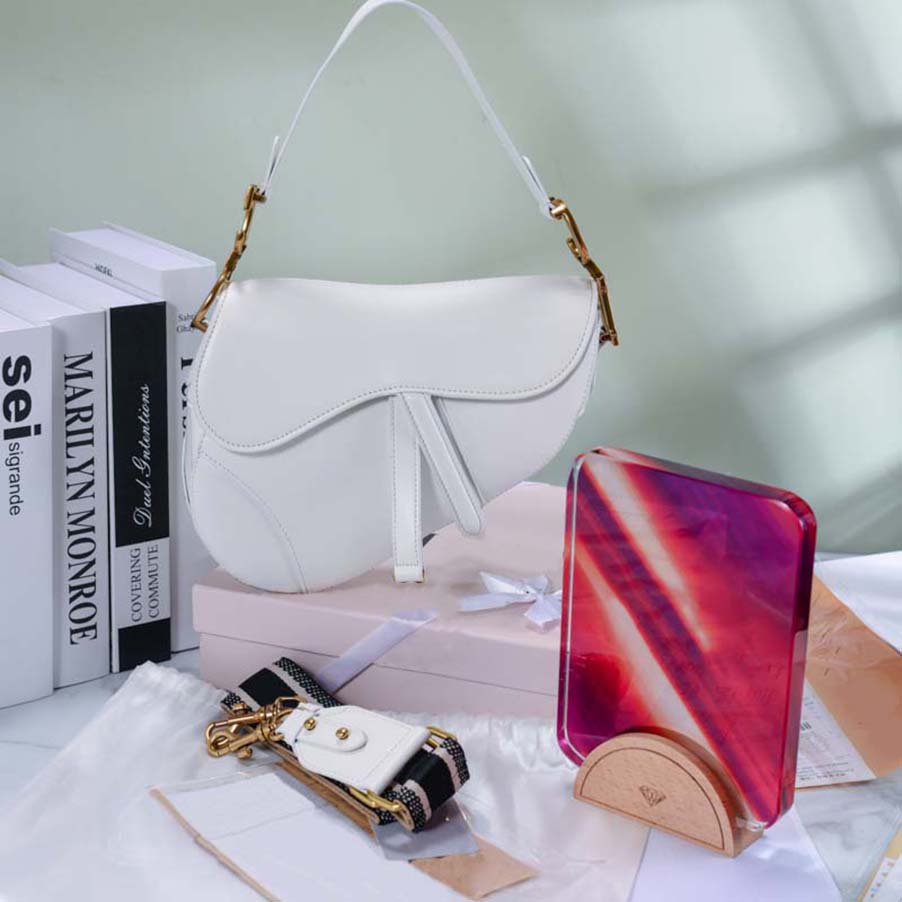 Woman Top Quality Designer Bags fashion Canvas Embroiderys Tote Saddle Bag Lady Leather Designers Handbags Cowboy Crossbody Shoulder Bags Wallets 009, #0
Woman Top Quality Designer Bags fashion Canvas Embroiderys Tote Saddle Bag Lady Leather Designers Handbags Cowboy Crossbody Shoulder Bags Wallets 009, #0