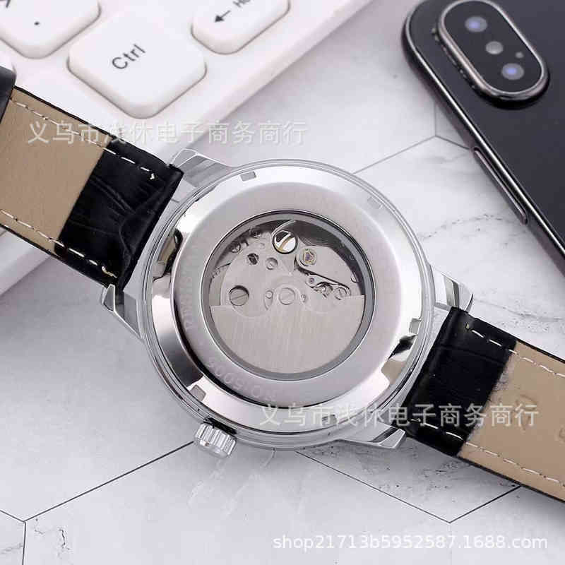 fashion watches for mens montre diamond movement Luxury designer Watch Fashion Women's Men's watch 3HAT
fashion watches for mens montre diamond movement Luxury designer Watch Fashion Women's Men's watch 3HAT