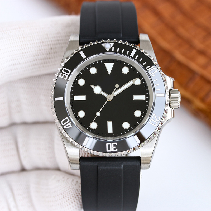 Designer men's black watches Automatic mechanical watch 40mm Wristwatches rubber strap stainless steel 904L folding buckle ST9 luminous waterproof sports watch
Designer men's black watches Automatic mechanical watch 40mm Wristwatches rubber strap stainless steel 904L folding buckle ST9 luminous waterproof sports watch