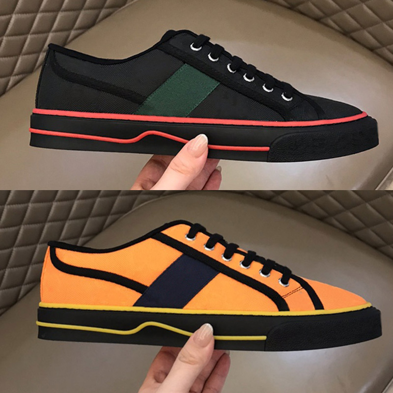 1977 Tennis Low Tops Sneakers For Men Women Green and Red Web Shoes Classic Canvas Sneaker Designers Platform Shoe Mesh Leisure Trainer
1977 Tennis Low Tops Sneakers For Men Women Green and Red Web Shoes Classic Canvas Sneaker Designers Platform Shoe Mesh Leisure Trainer