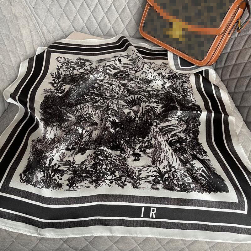 Fashion Ink Style Women Scarf 90cm Small Square Scarfs Designer Letter Shawl Silk Headscarf High Quality
Fashion Ink Style Women Scarf 90cm Small Square Scarfs Designer Letter Shawl Silk Headscarf High Quality
