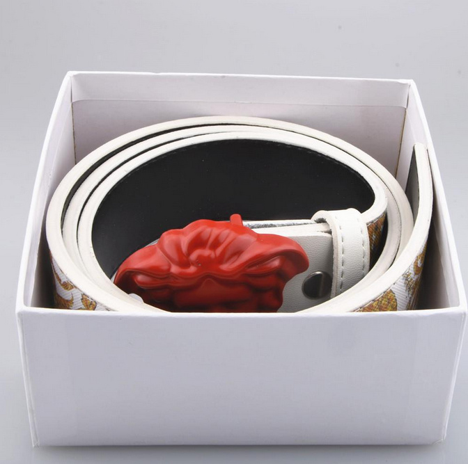 2021 Designer head Belts Buckle men's belt Genuine leather women's belt with box size 105-125cm 3.8cm
2021 Designer head Belts Buckle men's belt Genuine leather women's belt with box size 105-125cm 3.8cm
