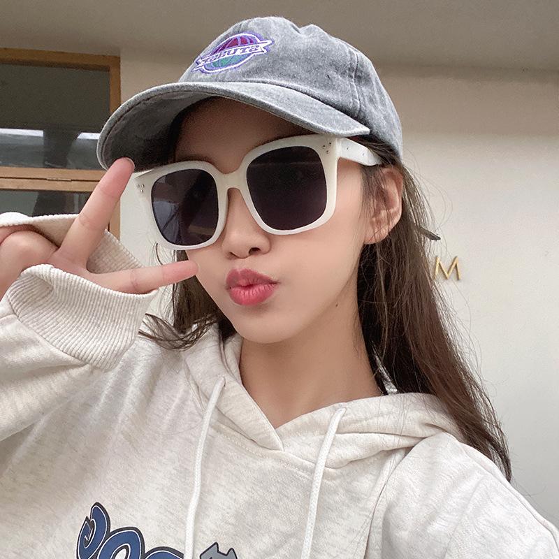 Sunglasses Square Woman 2022 Fashion Big Frame Sun Glasses Women Luxury Designer Vintage Shades For WomenSunglasses
Sunglasses Square Woman 2022 Fashion Big Frame Sun Glasses Women Luxury Designer Vintage Shades For WomenSunglasses