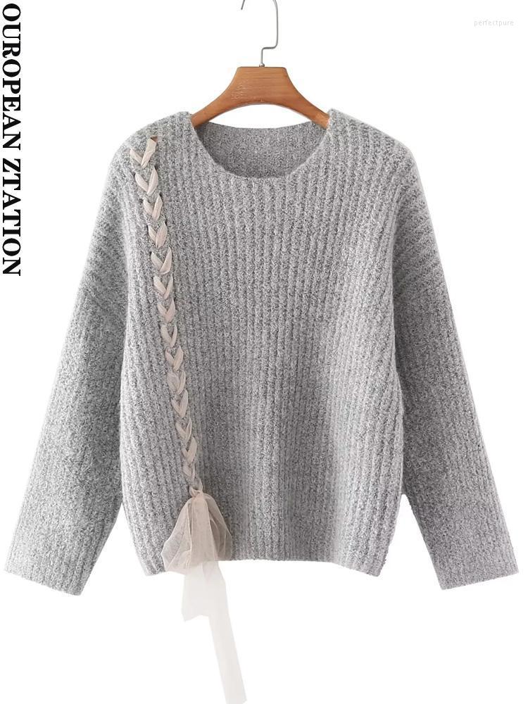 Women' Sweaters Women 2022 Fashion With Braids Loose Knitted Sweater Vintage O Neck Long Sleeve Female Pullovers Chic TopsWomen' Perf22, Picture color
Women' Sweaters Women 2022 Fashion With Braids Loose Knitted Sweater Vintage O Neck Long Sleeve Female Pullovers Chic TopsWomen' Perf22, Picture color