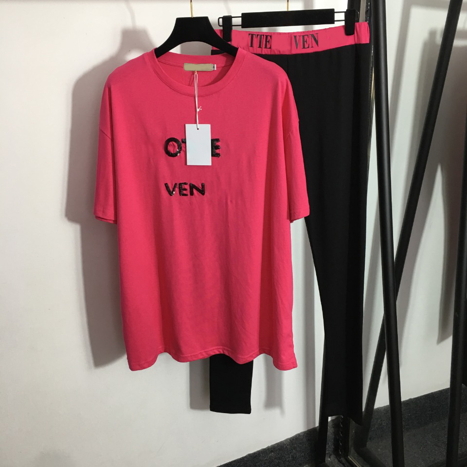 womens t-shirts tracksuits designer two pieces pants women summer sports wear t shirts Sequin Embroidered Letters Cotton Short Sleeve T-Shirt + Stretch Thin Leggings, 01
womens t-shirts tracksuits designer two pieces pants women summer sports wear t shirts Sequin Embroidered Letters Cotton Short Sleeve T-Shirt + Stretch Thin Leggings, 01
