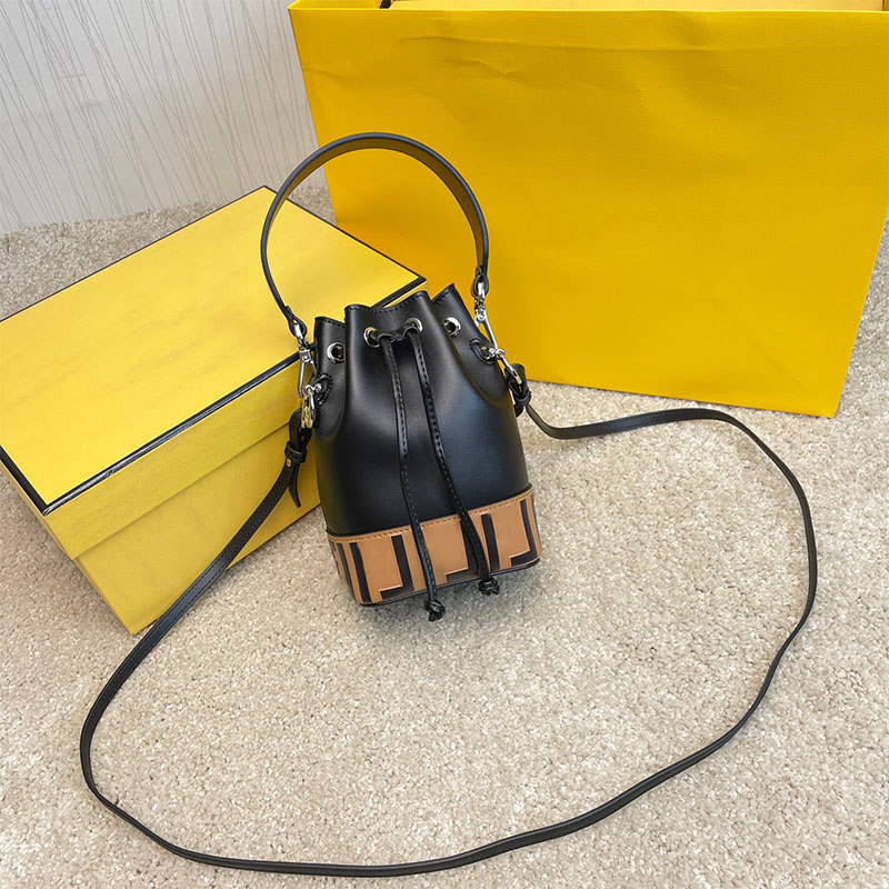 Canvas tote Mini Bucket Bag 15 Color Top Luxury Designer Crossbody Bag Womens Handbag High Quality Soft Leather lady purse Letter Embroidered Shoulder Bags
Canvas tote Mini Bucket Bag 15 Color Top Luxury Designer Crossbody Bag Womens Handbag High Quality Soft Leather lady purse Letter Embroidered Shoulder Bags